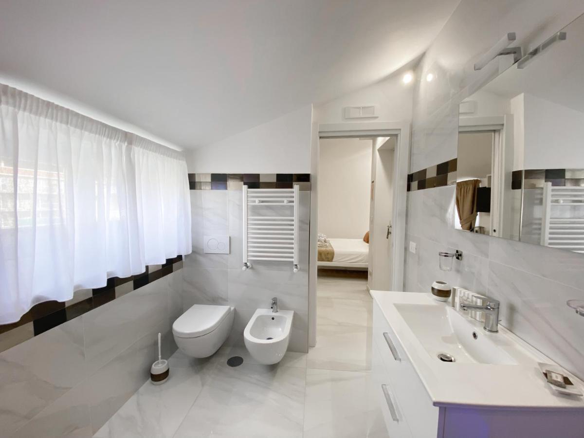 Villa Gabriella - Rooms & Breakfast Сант'Анджелло Экстерьер фото