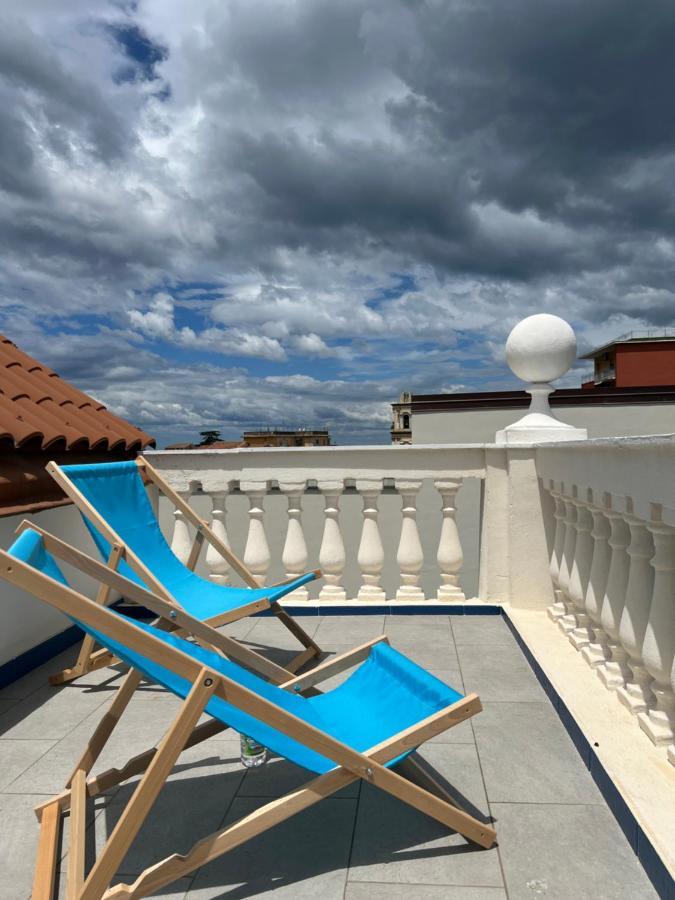 Villa Gabriella - Rooms & Breakfast Сант'Анджелло Экстерьер фото